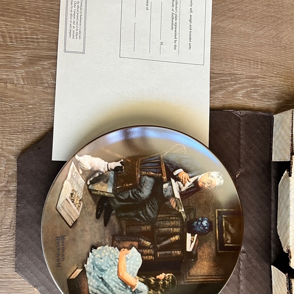 The Story Teller Collectors plate - Picture 7 of 8